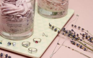 découvrez un bijou en argent 925 | Peau d'Âne bougie & savons bijou