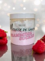 mousse-de-savon-framboises-sucrees-peau-dane