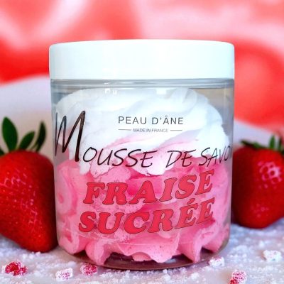 mousse-de-savon-peau-dane-fraise sucrée